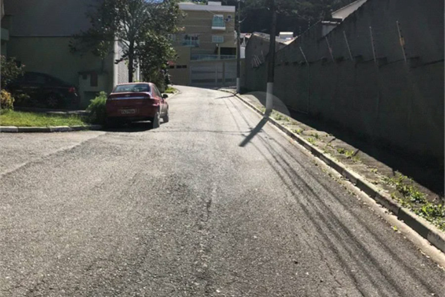 Terreno à venda em Horto, São Paulo, SP