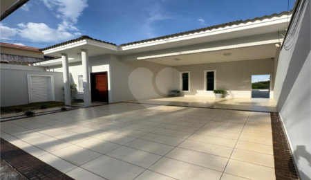 Sobrado à venda ou para alugar com 4 quartos, sendo 3 suítes, em Jardim Pagliato, Sorocaba, SP