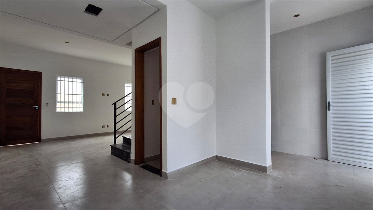 Sobrado à venda com 2 quartos em Vila Colorau, Sorocaba, SP