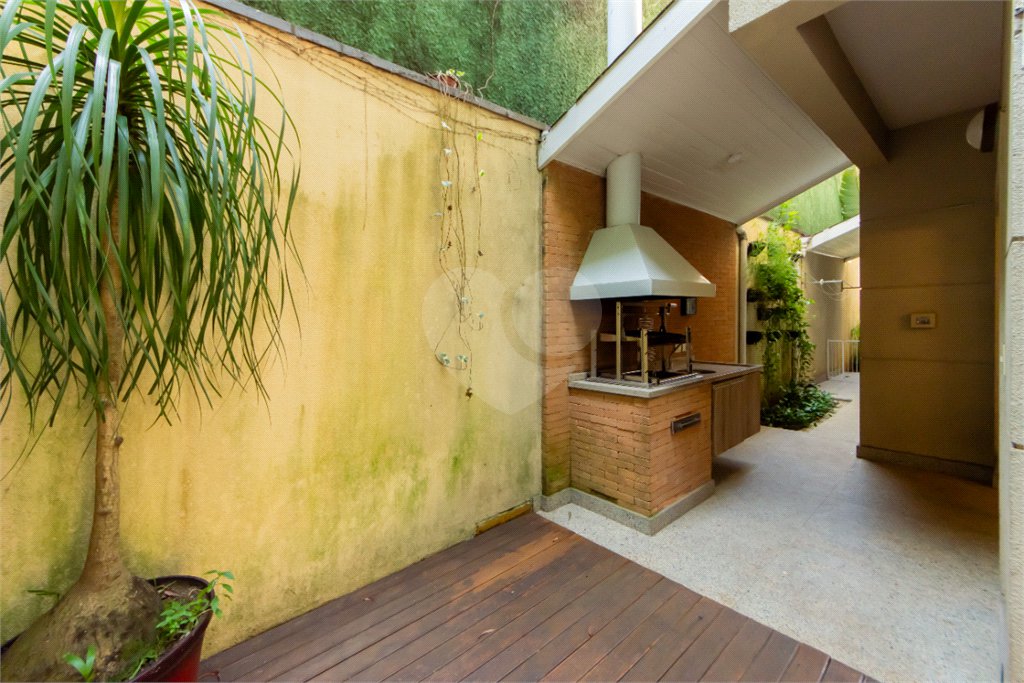 Casa à venda com 5 suítes no condomínio Solar dos Manacas, São Paulo - SP