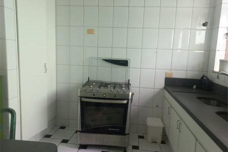 Casa à venda com 3 quartos, sendo 2 suítes,  em Morumbi, São Paulo, SP