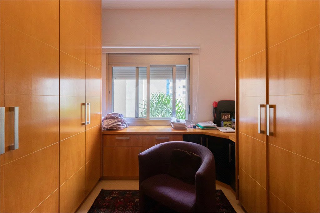 Apartamento em Higienópolis com 3 quartos, 3 suítes, 2 vagas, 277 m² de área útil