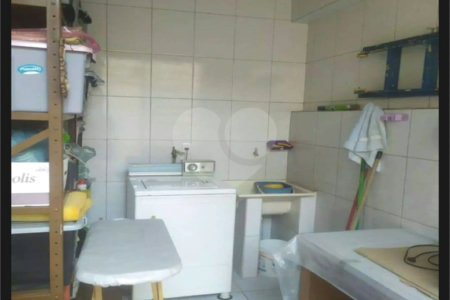 Casa à venda com 2 quartos, sendo 1 suíte,  em Jardim Saira, Sorocaba, SP