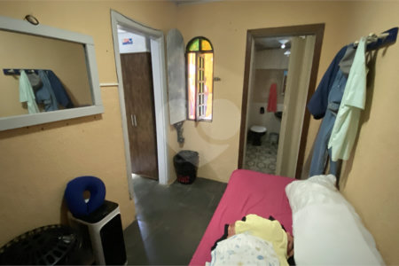 Casa à venda com 5 quartos, sendo 1 suíte, em Campo Belo, São Paulo, SP