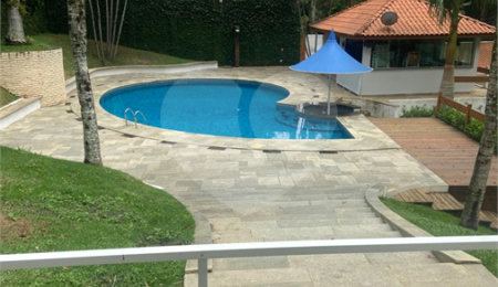 Casa à venda com 3 suítes em Chácara Granja Velha, Cotia, SP