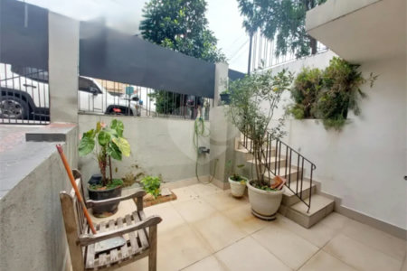 Sobrado à venda com 5 quartos, sendo 1 suíte, em Sumaré, São Paulo, SP