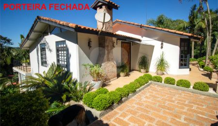 Casa à venda com 4 suítes no condomínio Sítio Primavera, São Roque - SP