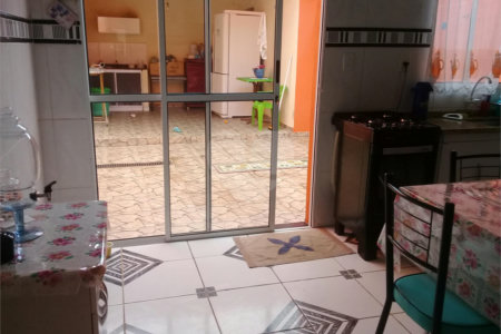 Sobrado à venda com 2 quartos, sendo 1 suíte, em Vila Barth, Itapetininga, SP