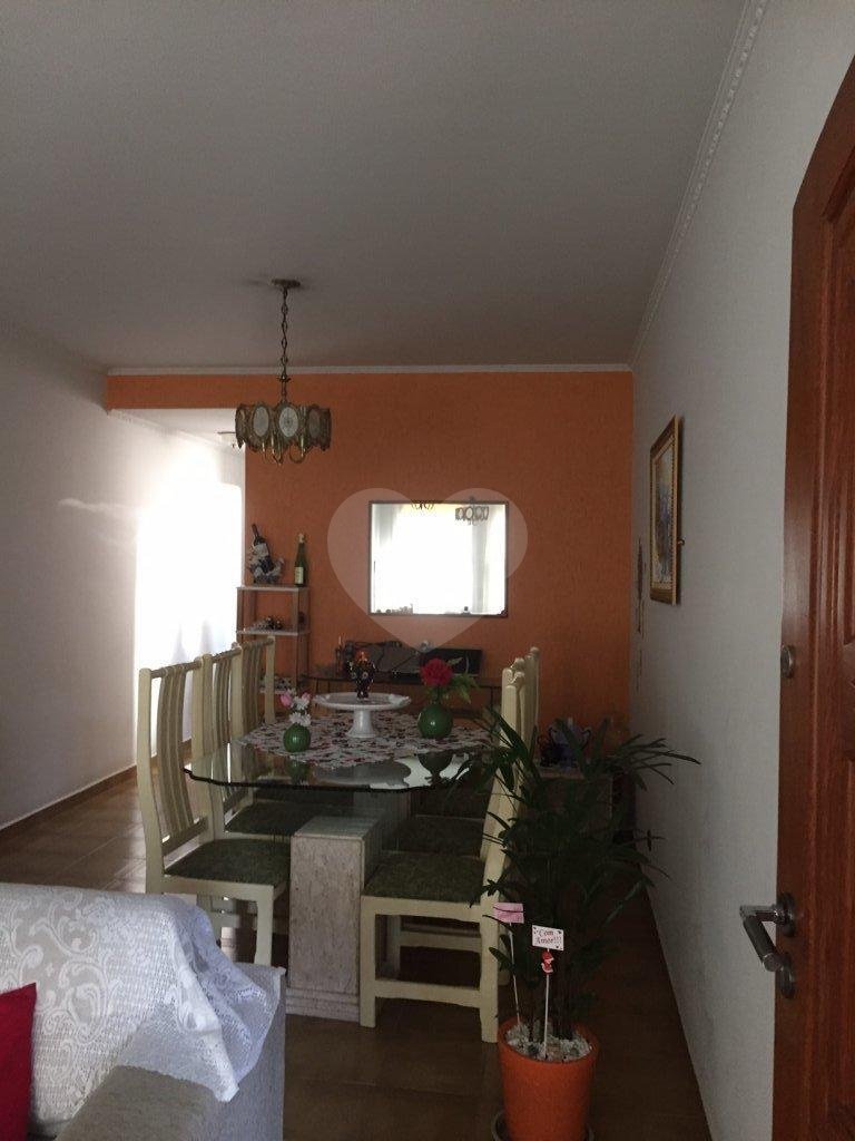 Casa à venda com 3 quartos, sendo 1 suíte, em Jardim São Paulo(zona Norte), São Paulo, SP