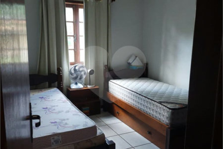 Casa à venda com 3 quartos, sendo 1 suíte, em Marina, Armação dos Búzios, RJ