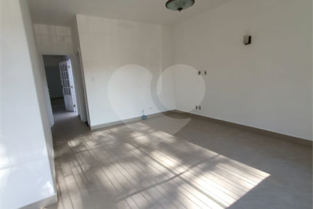 Casa Térrea à venda com 4 quartos em Cidade Monções, São Paulo, SP