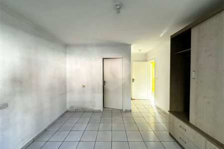 Casa à venda com 2 quartos, sendo 1 suíte, em Jardim Realce, Suzano, SP