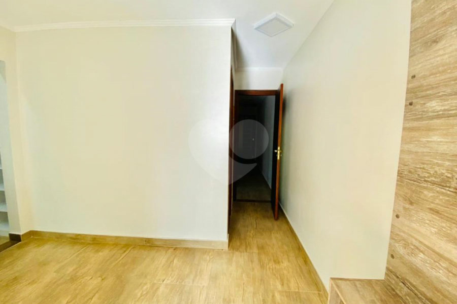 Sobrado à venda com 3 quartos, sendo 1 suíte, em Tremembé, São Paulo, SP