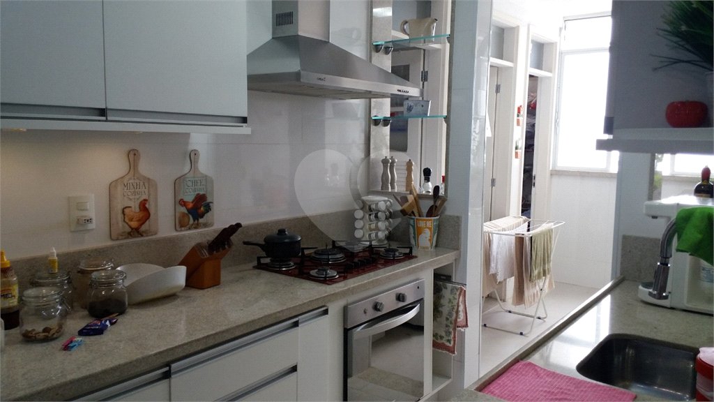 Apartamento à venda com 4 quartos, sendo 1 suíte,  em Tijuca, Rio de Janeiro, RJ