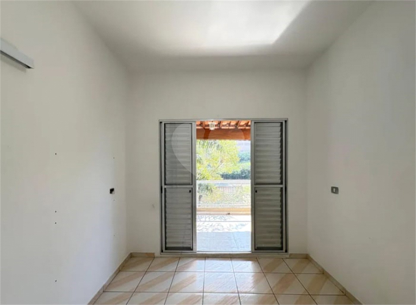 Casa com 2 Moradias Próxima à Estação Pirituba e Comércio Local