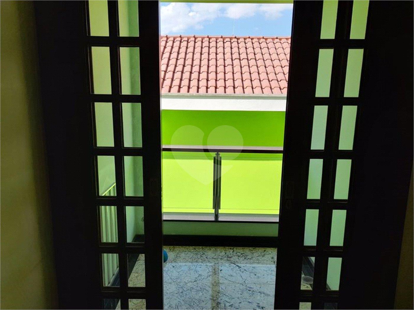 Sobrado à venda com 3 suítes em Vila Romero, São Paulo, SP