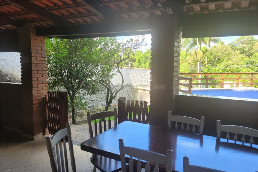 Sítio à venda com 6 quartos, sendo 3 suítes, em Serra da Cantareira, Mairiporã, SP