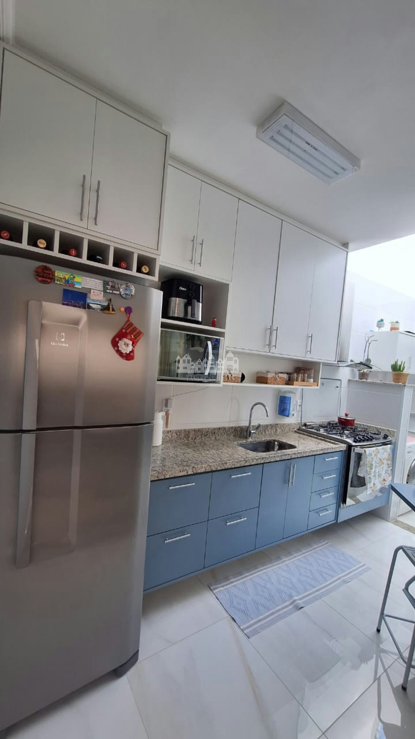 Casa à venda com 3 quartos, sendo 1 suíte, em Residencial Jardins da Catalunha, Atibaia, SP