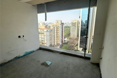 Apartamento à venda com 2 suítes em Jardim Europa, São Paulo, SP