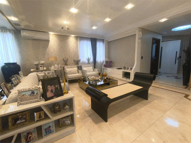 Apartamento à venda com 4 suítes em Santana, São Paulo, SP