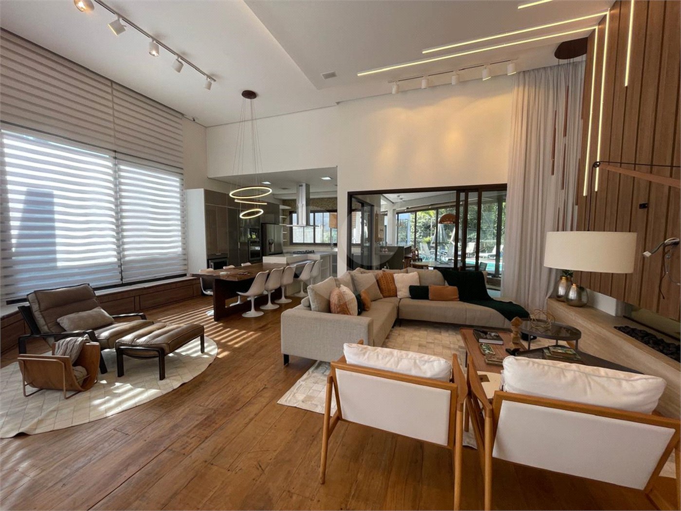 Casa à venda com 4 suítes no condomínio Aruã  Eco Park, Mogi das Cruzes - SP