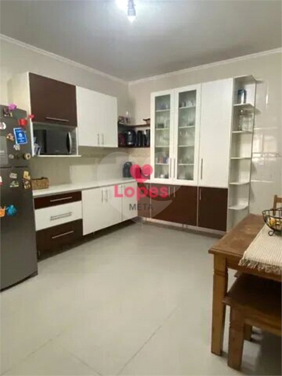 Casa à venda com 2 suítes em Jardim das Indústrias, São José dos Campos, SP