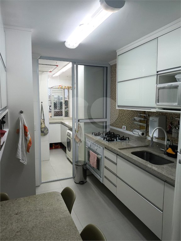 Apartamento à venda com 3 quartos, sendo 1 suíte, em Campo Grande, São Paulo, SP