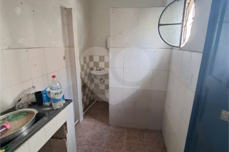 Casa à venda com 2 quartos, sendo 1 suíte, no condomínio Itatitara 999, Rio de Janeiro - RJ