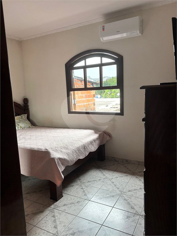 Sobrado à venda com 4 quartos em Tremembé, São Paulo, SP