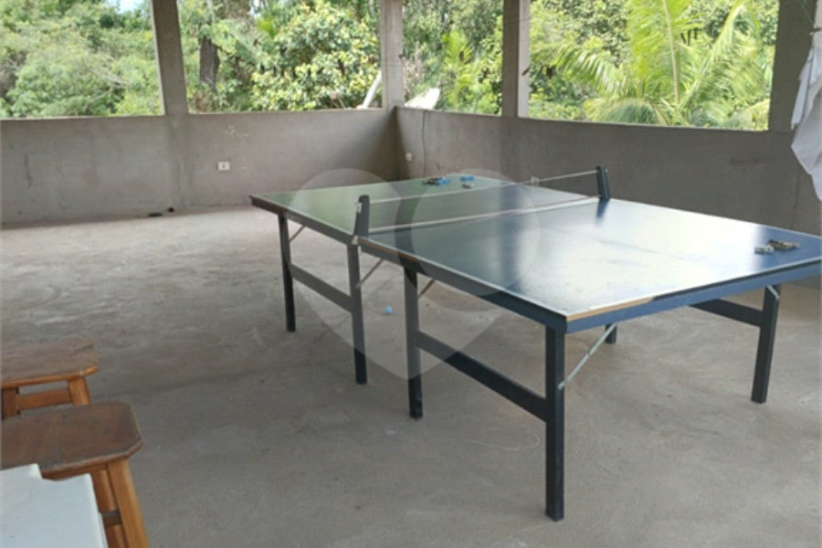 Casa à venda com 4 quartos, sendo 2 suítes, no condomínio Residencial Parque Cerros Verdes, Mairiporã - SP