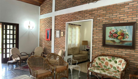 Casa à venda com 5 quartos, sendo 3 suítes,  no condomínio Estância Marambaia, Vinhedo - SP