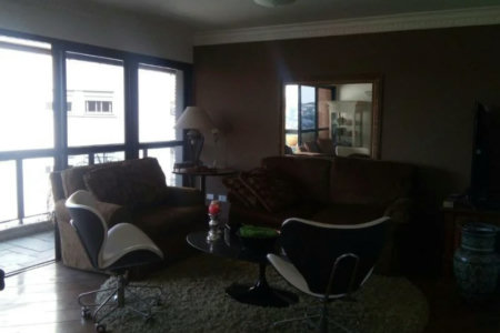 Apartamento à venda com 4 suítes em Jardim Leonor, São Paulo, SP