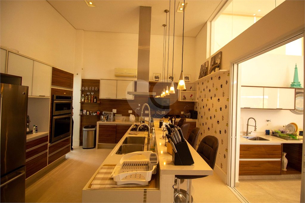 Casa à venda com 4 suítes em Tamboré, Santana de Parnaíba, SP