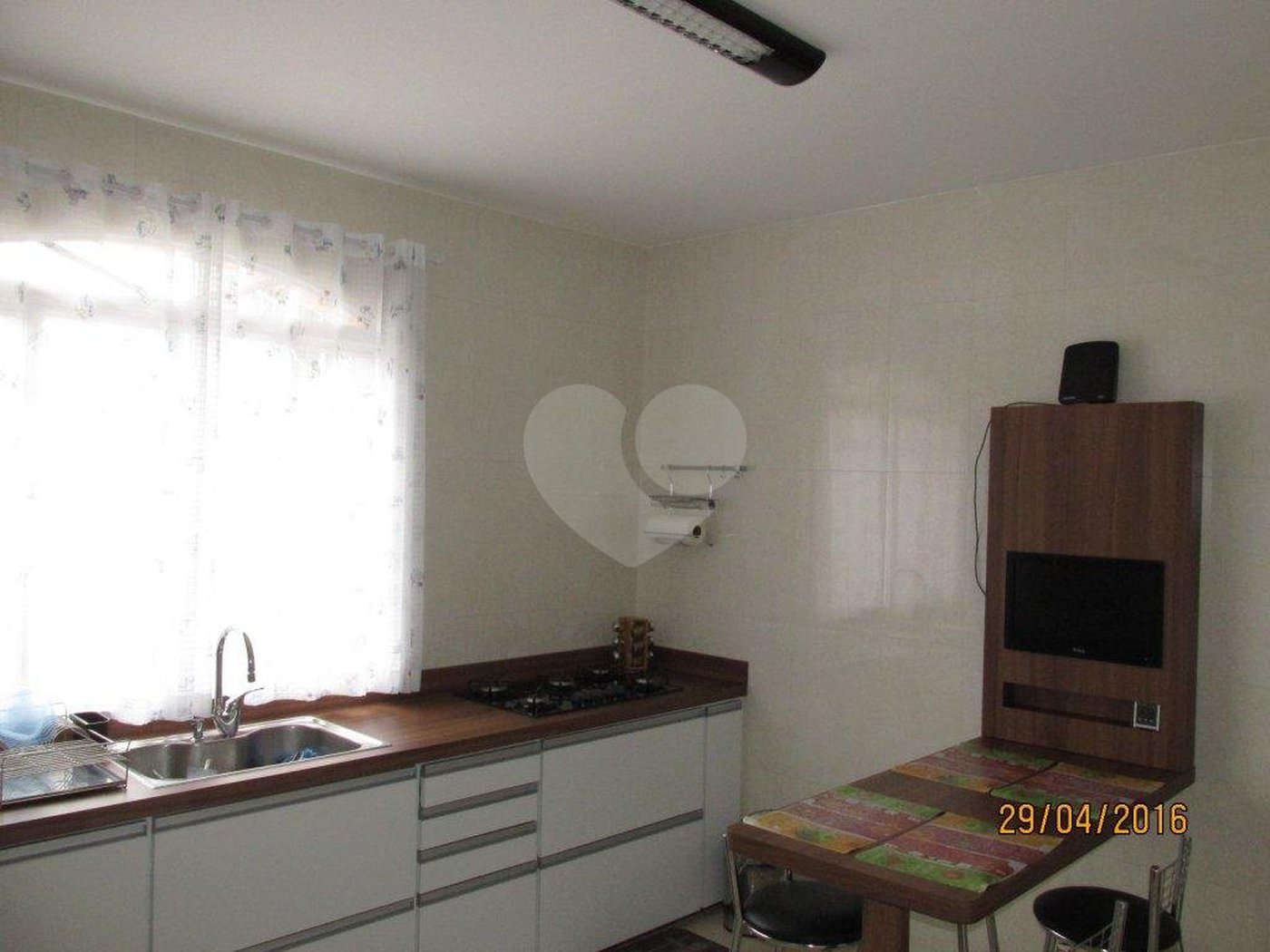 Sobrado à venda com 4 quartos, sendo 1 suíte,  em Vila Nova Cachoeirinha, São Paulo, SP