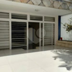 Casa à venda com 3 quartos, sendo 1 suíte,  em Vila Mariana, São Paulo, SP