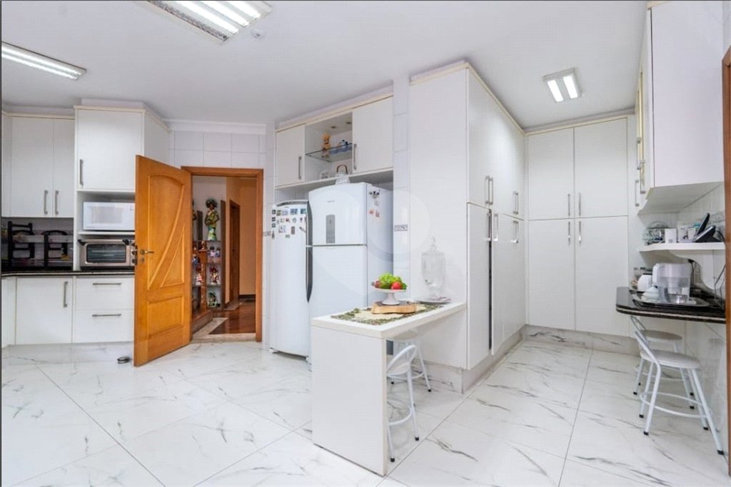 Casa à venda ou para alugar com 5 suítes no condomínio Residencial Morumbi, São Paulo - SP
