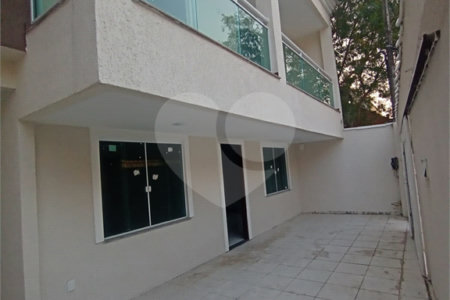 Casa à venda com 4 quartos, sendo 1 suíte, em Campo Grande, Rio de Janeiro, RJ