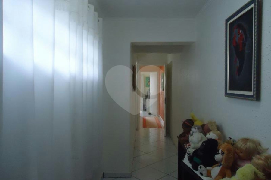 Sobrado à venda com 4 quartos, sendo 3 suítes, em Jardim Floresta, São Paulo, SP