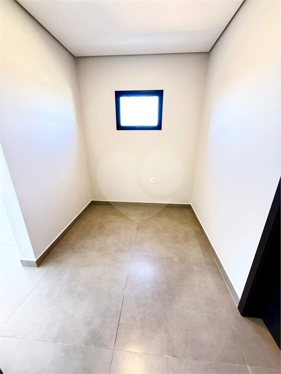 Casa à venda com 3 suítes no condomínio Villa Sapezal, Indaiatuba - SP