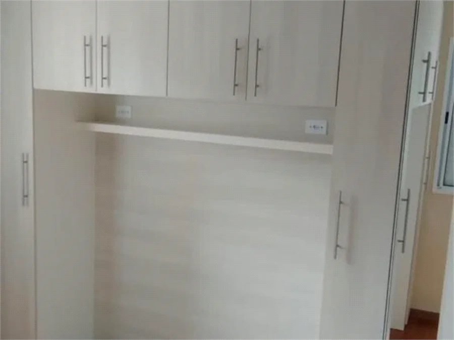 Apartamento à venda com 2 quartos em Jardim Ísis, Cotia, SP