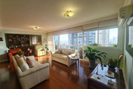 Apartamento à venda com 3 quartos, sendo 2 suítes, em Alto da Boa Vista, São Paulo, SP