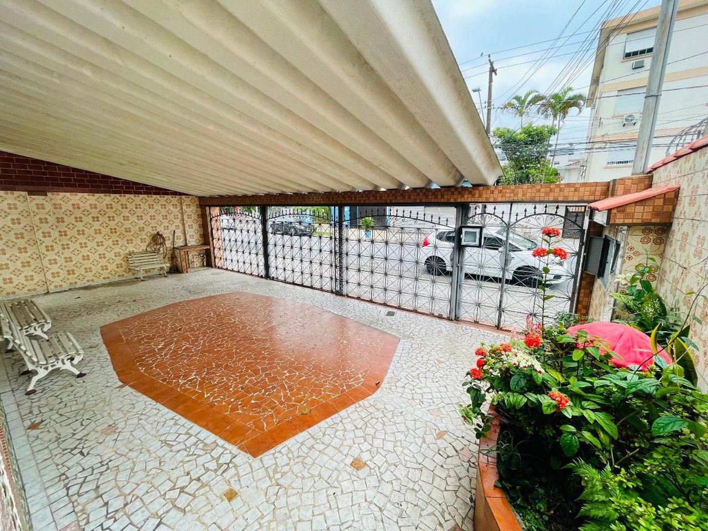 Sobrado para alugar por R$ 9.000,00/mês - Aparecida - Santos/SP