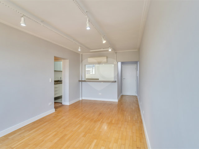 Apartamento à venda com 2 quartos, sendo 1 suíte,  em Santo Amaro, São Paulo, SP