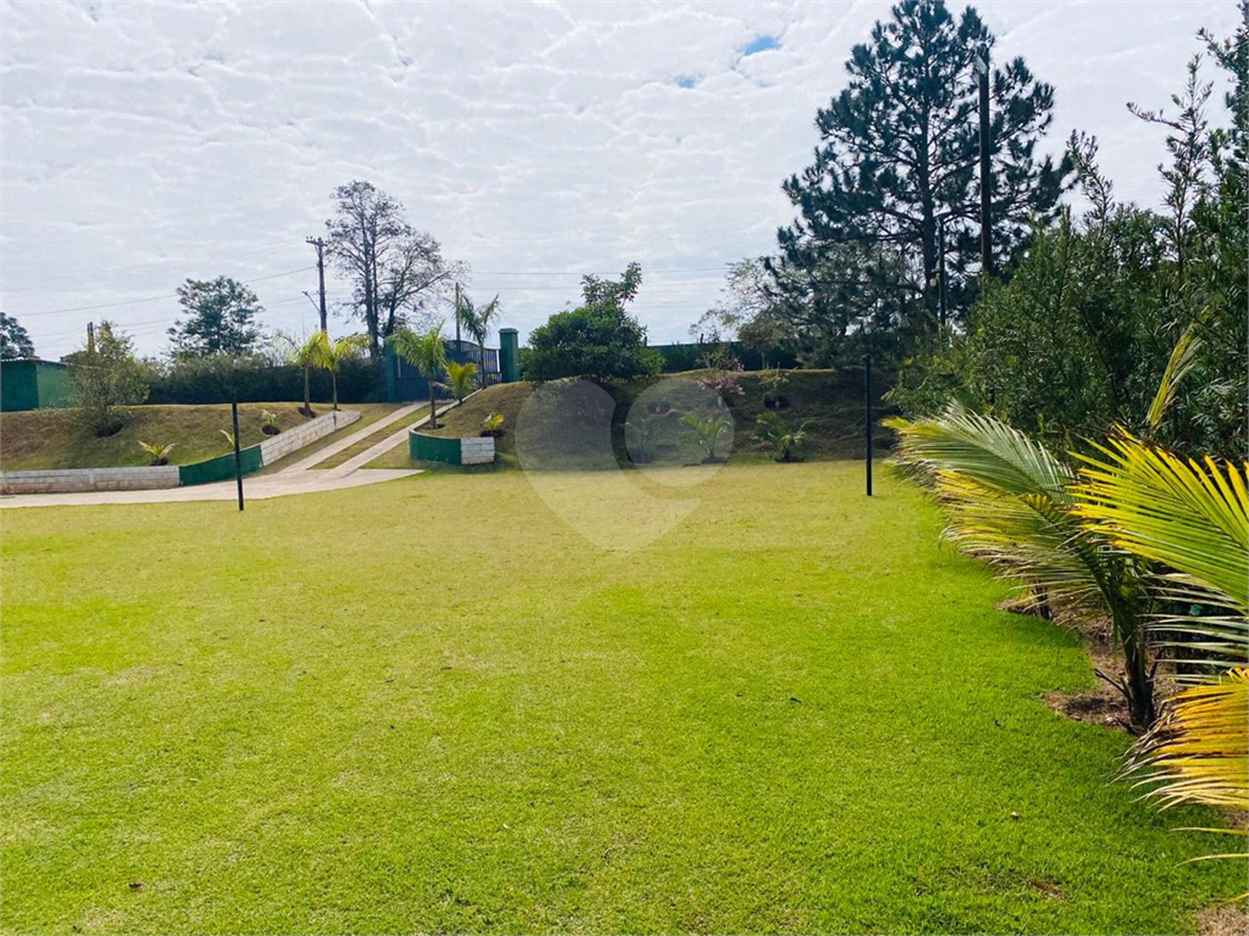 Chácara à venda com 3 suítes em Recreio Campo Verde, Ibiúna, SP