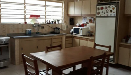 Casa à venda com 2 quartos, sendo 1 suíte,  em Vila Anastácio, São Paulo, SP