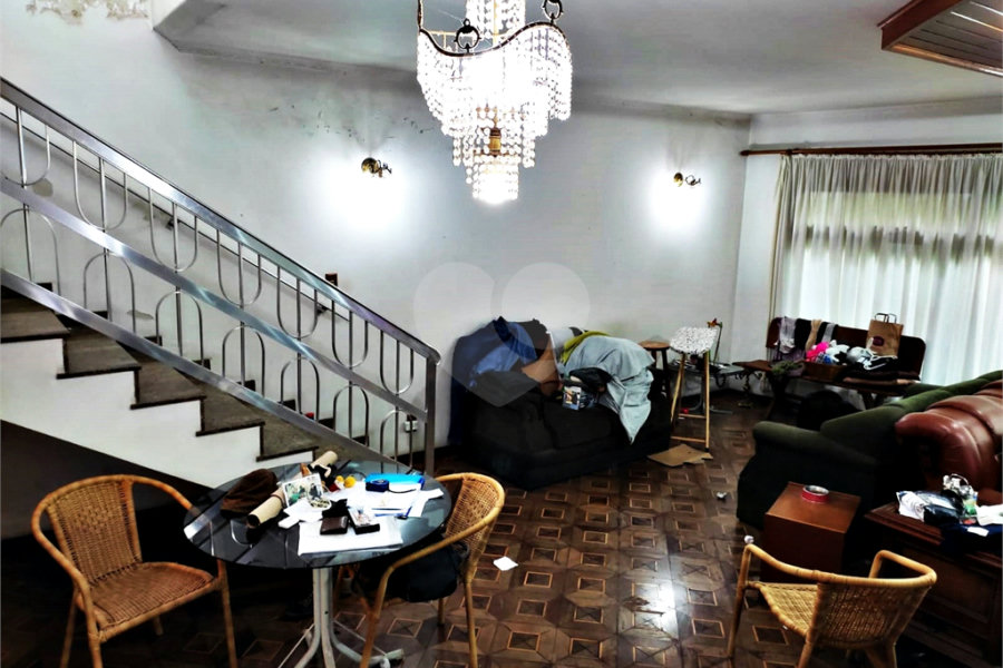 Sobrado à venda com 5 quartos, sendo 2 suítes, em Vila Nova Cachoeirinha, São Paulo, SP