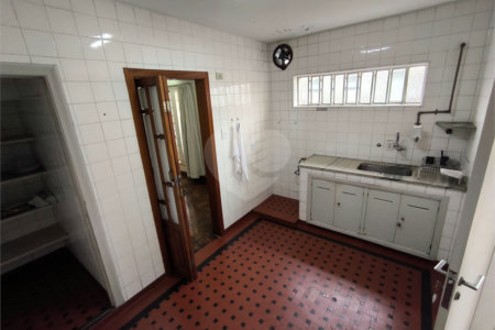 Sobrado à venda com 5 quartos, sendo 1 suíte, em Jardim Trussardi, São Paulo, SP