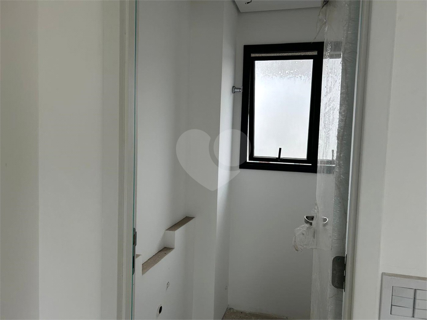 Apartamento à venda com 2 suítes em Cerqueira César, São Paulo, SP