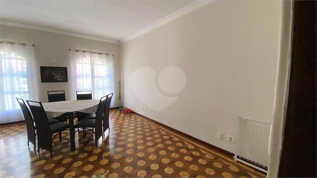 Casa de Vila à venda com 4 suítes em Jardim Santa Rosália, Sorocaba, SP