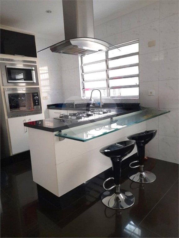 Sobrado à venda com 2 quartos em Chora Menino, São Paulo, SP